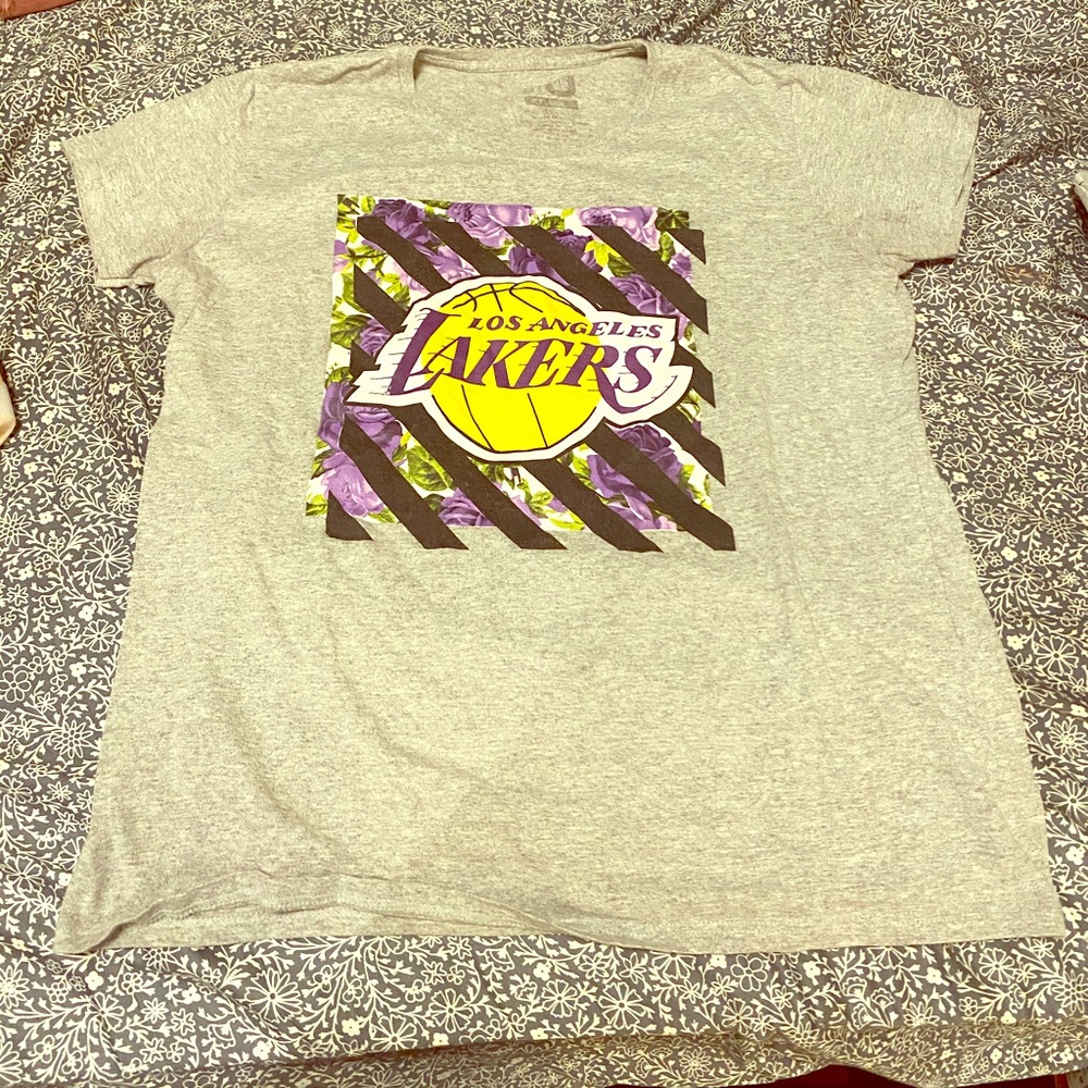Lakers tshirt